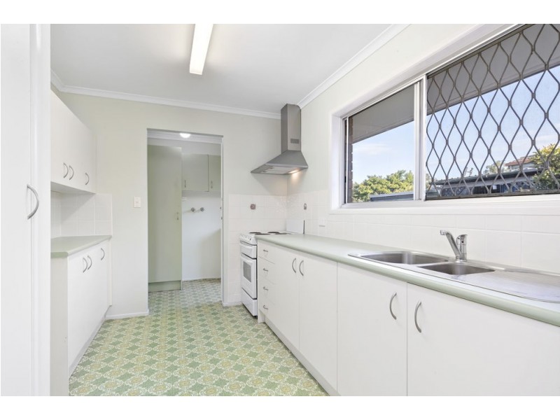 2 Bungowla Street, Bracken Ridge QLD 4017