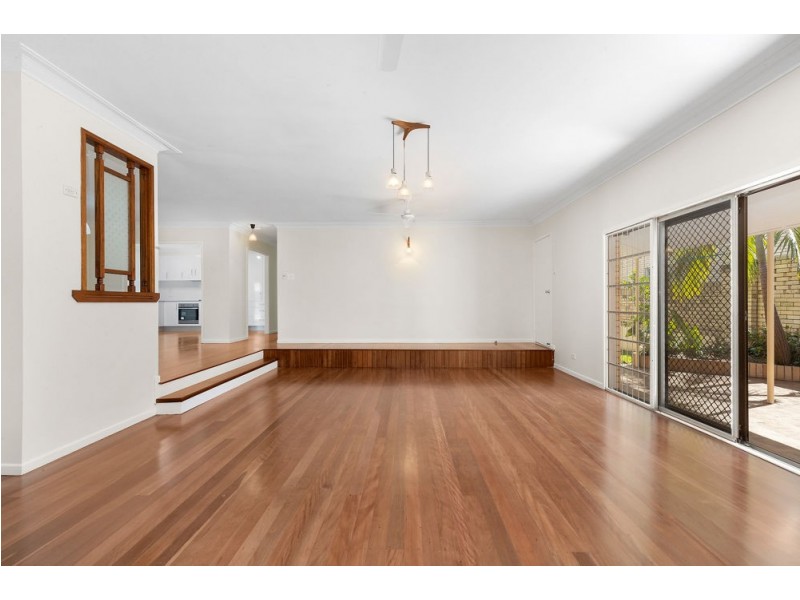 123 Wilgarning Street, Stafford Heights QLD 4053