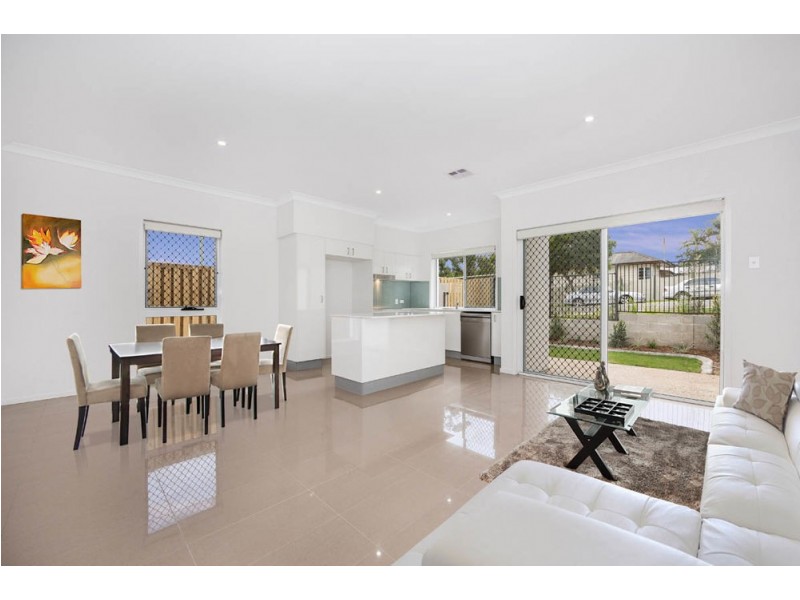 11/400 Tingal Road, Wynnum QLD 4178