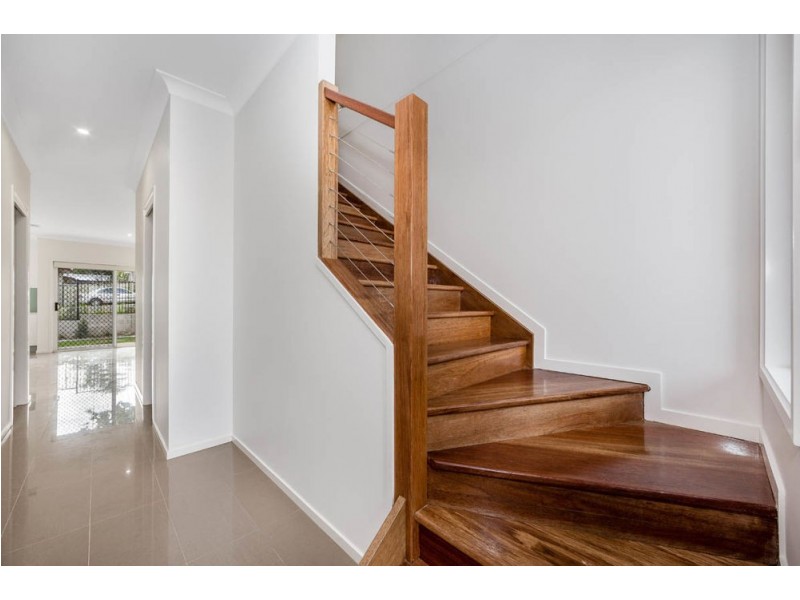 11/400 Tingal Road, Wynnum QLD 4178