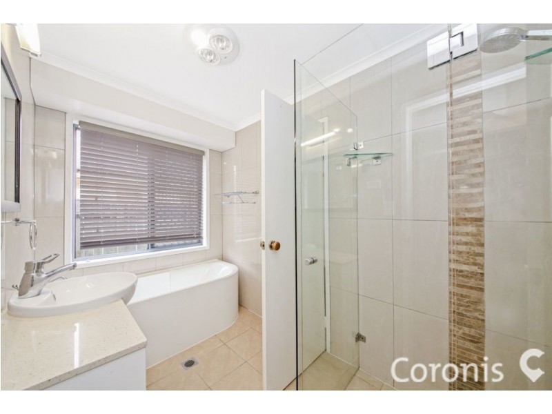 9 Pepperina Place, Fitzgibbon QLD 4018