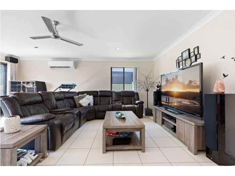 6 Moonlight Lane, Coomera QLD 4209