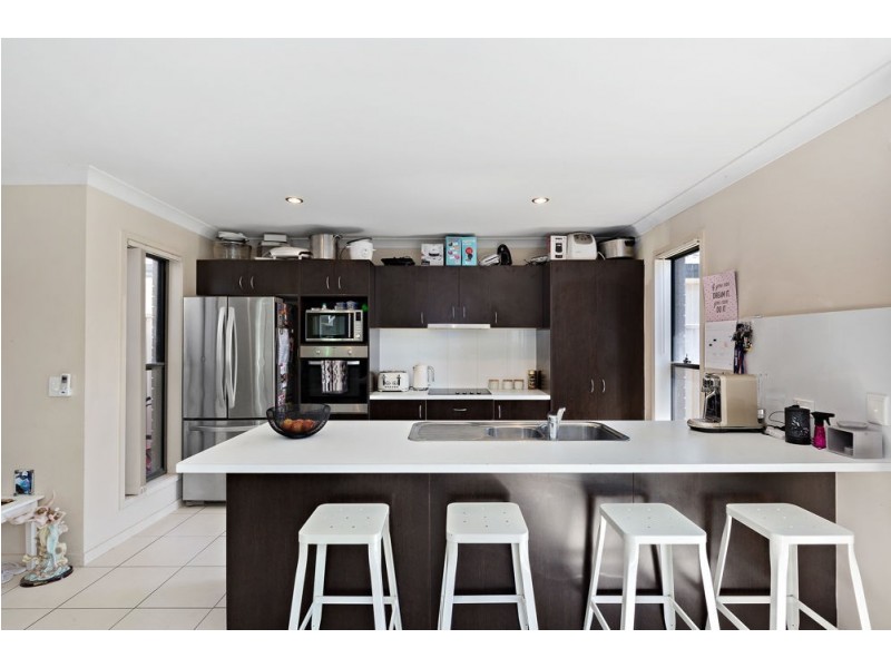 6 Moonlight Lane, Coomera QLD 4209