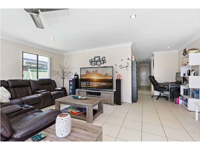 6 Moonlight Lane, Coomera QLD 4209