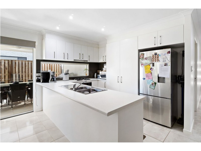 32 Otway Circuit, Fitzgibbon QLD 4018