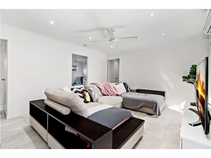 32 Otway Circuit, Fitzgibbon QLD 4018