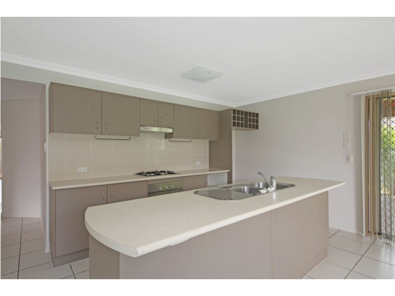 12 Maclean Close, Fitzgibbon QLD 4018