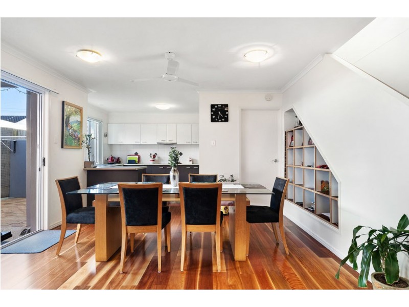 2/29 North Street, Caloundra QLD 4551