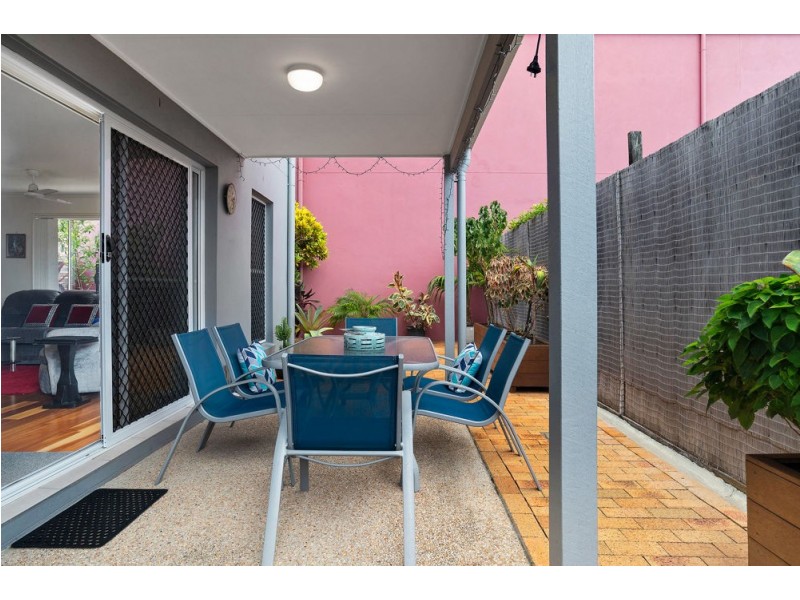 2/29 North Street, Caloundra QLD 4551