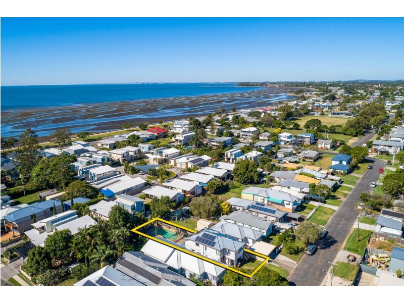 8 Dickson Street, Brighton QLD 4017