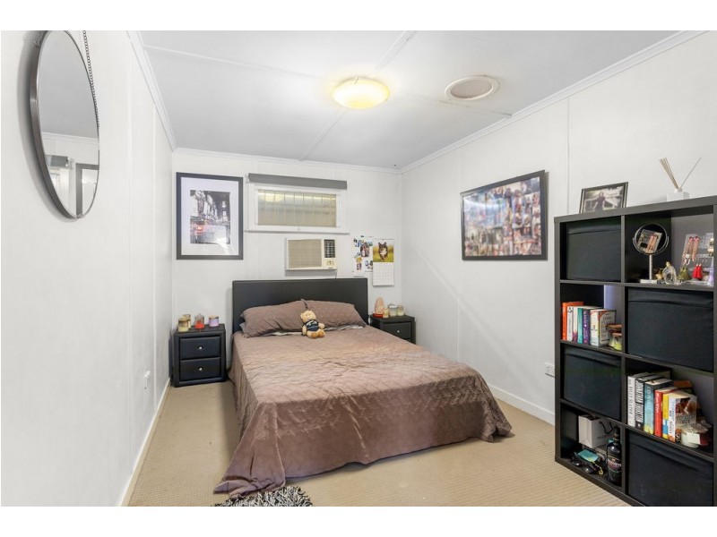 42 Fogarty Street, Stafford QLD 4053