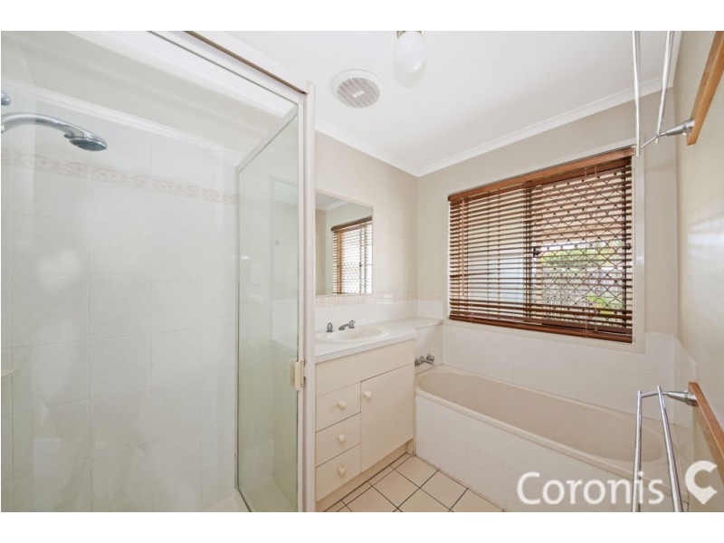 33 Lilly Pilly Cres, Fitzgibbon QLD 4018