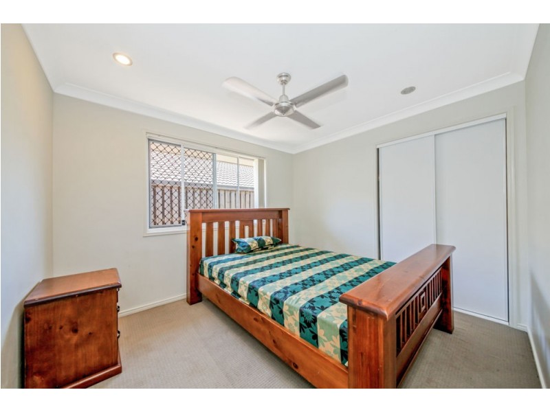 11 Carnarvon Crescent, Fitzgibbon QLD 4018