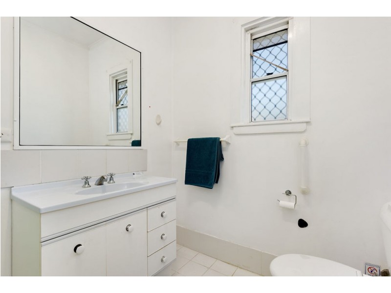 10 Tedman Street, Zillmere QLD 4034