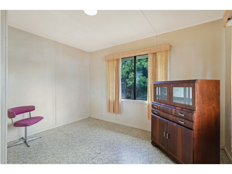 21 Herbert Street, Brighton QLD 4017