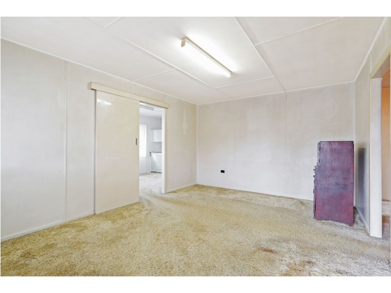 21 Herbert Street, Brighton QLD 4017