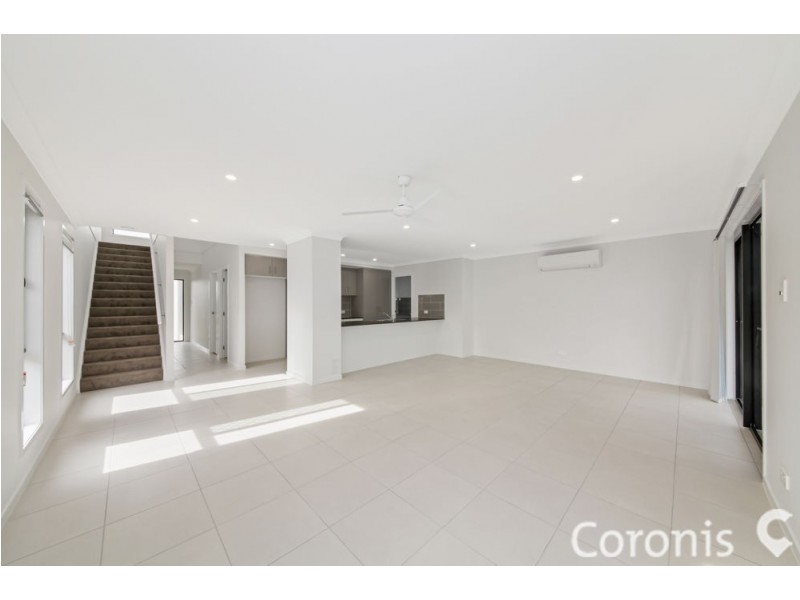 9 Compass Way, Newport QLD 4020