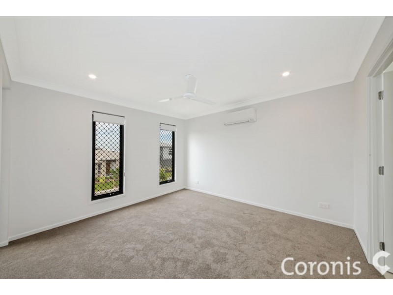 9 Compass Way, Newport QLD 4020