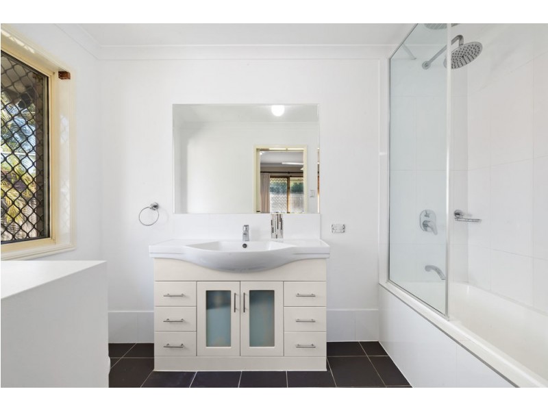 16 Akuna Way, Mango Hill QLD 4509