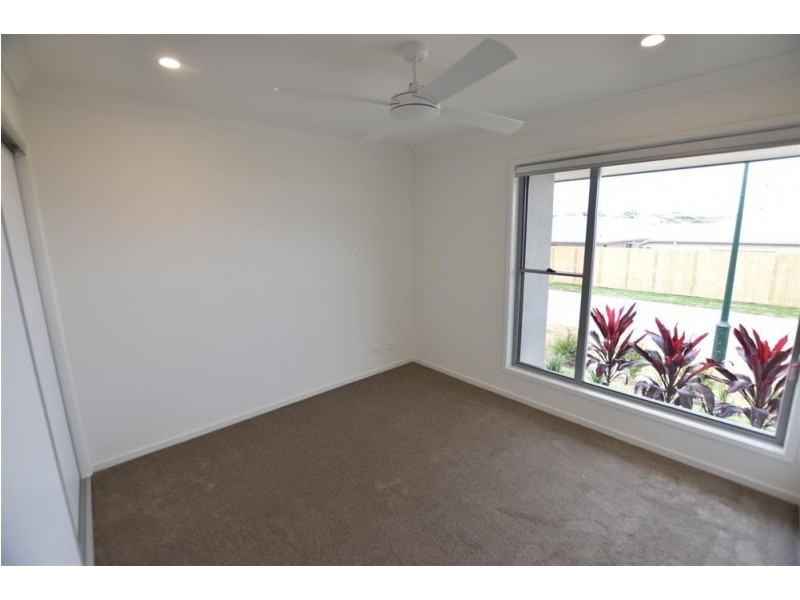 12 Gardenia Circuit, Dakabin QLD 4503