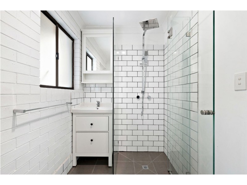 2 Bodiam Court, Strathpine QLD 4500