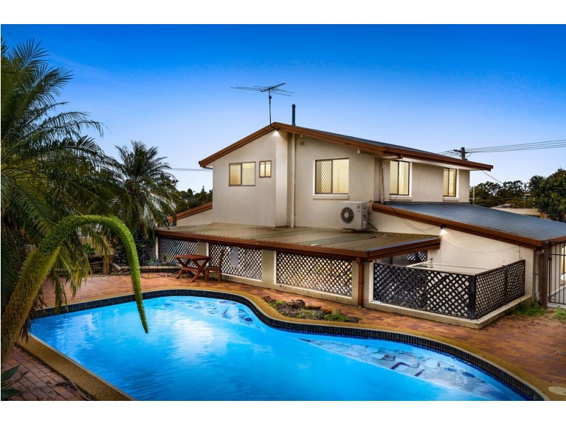 2 Bodiam Court, Strathpine QLD 4500
