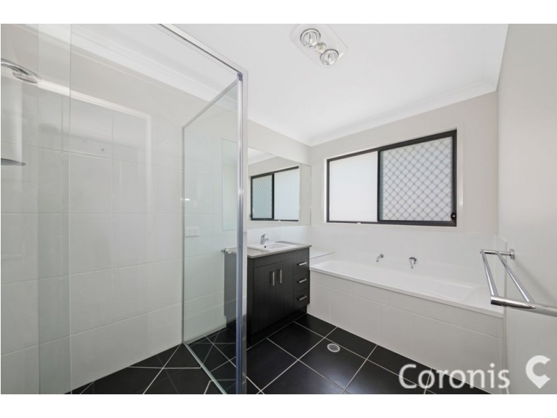 43 Tasmania Avenue, Newport QLD 4020