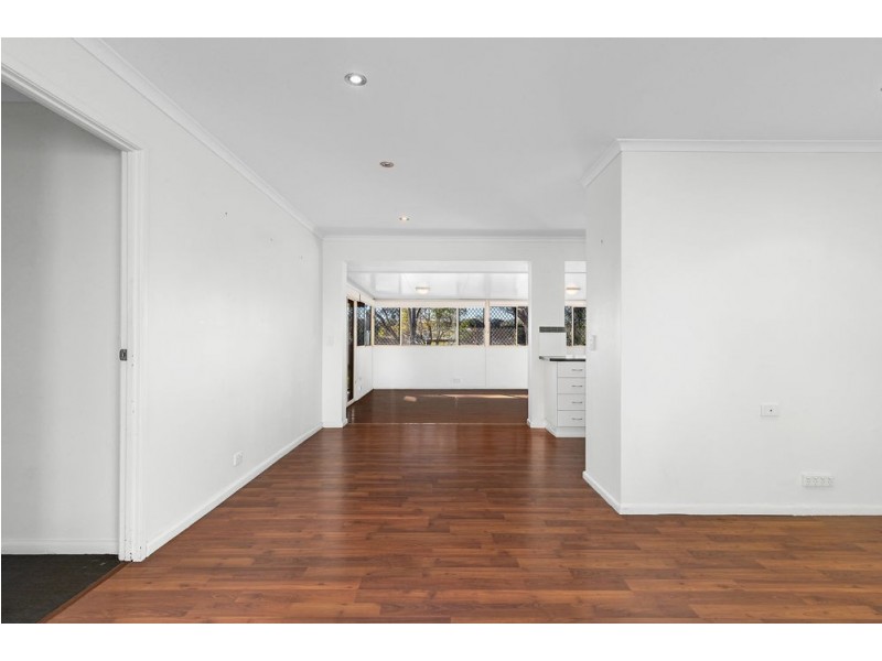 25 Voltaire Crescent, Petrie QLD 4502