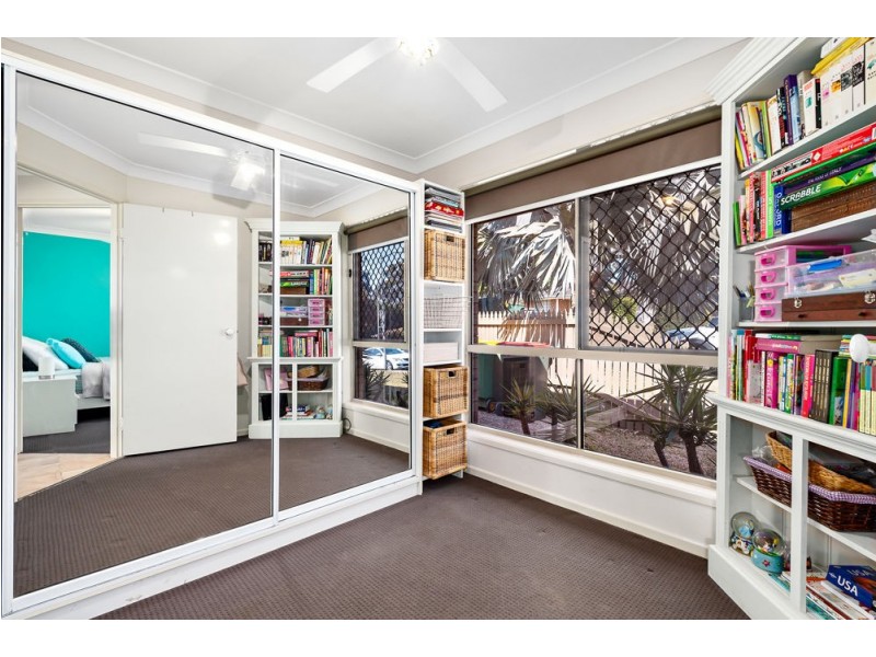 14 Jillian Street, Kallangur QLD 4503