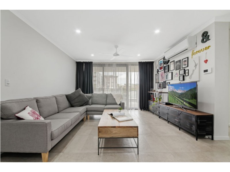 301/16 Curwen Terrace, Chermside QLD 4032