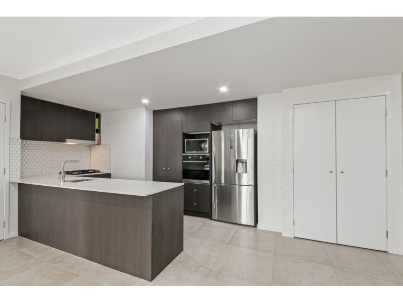 301/16 Curwen Terrace, Chermside QLD 4032