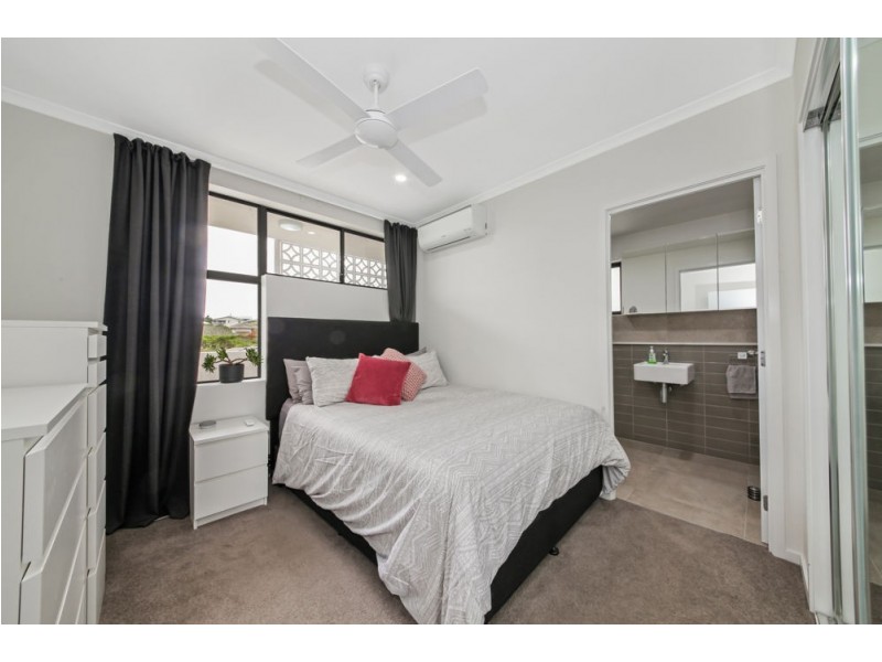 301/16 Curwen Terrace, Chermside QLD 4032