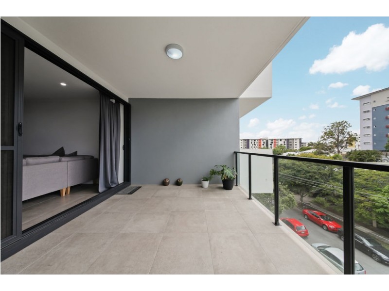 301/16 Curwen Terrace, Chermside QLD 4032