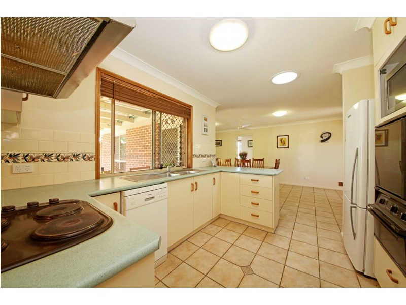 39 Canterbury Street, Bracken Ridge QLD 4017