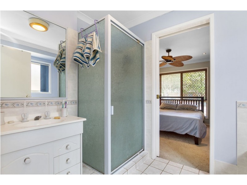 106 Cambridge Crescent, Fitzgibbon QLD 4018