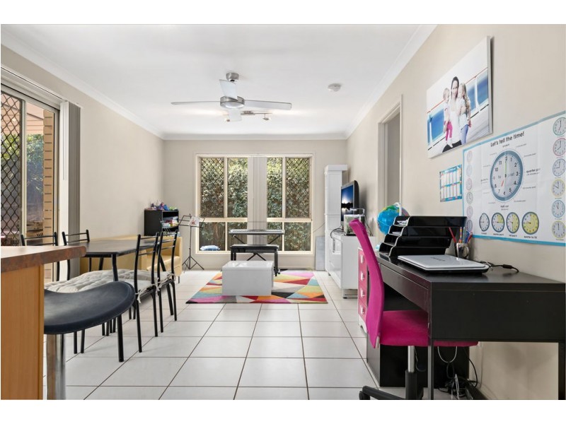 85 Cambridge Crescent, Fitzgibbon QLD 4018