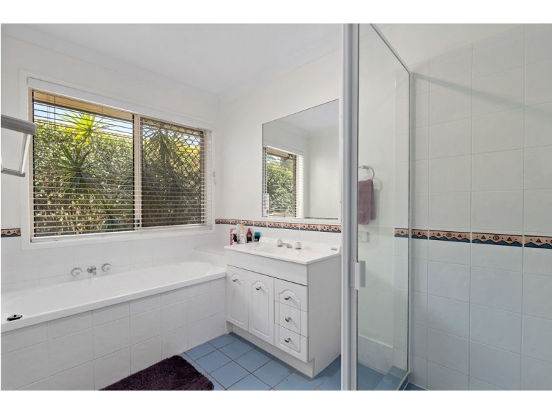 85 Cambridge Crescent, Fitzgibbon QLD 4018