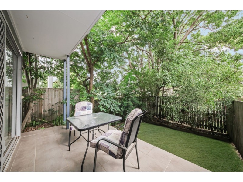 5/27 Grasspan Street, Zillmere QLD 4034