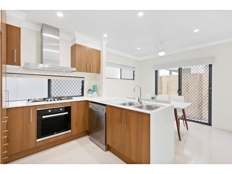 111 Macquarie Circuit, Fitzgibbon QLD 4018