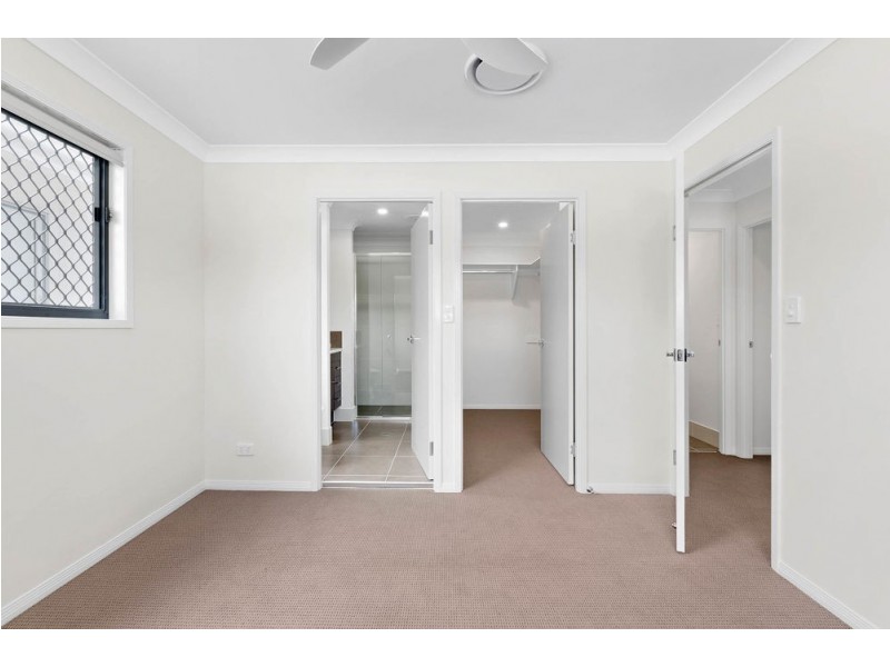 111 Macquarie Circuit, Fitzgibbon QLD 4018