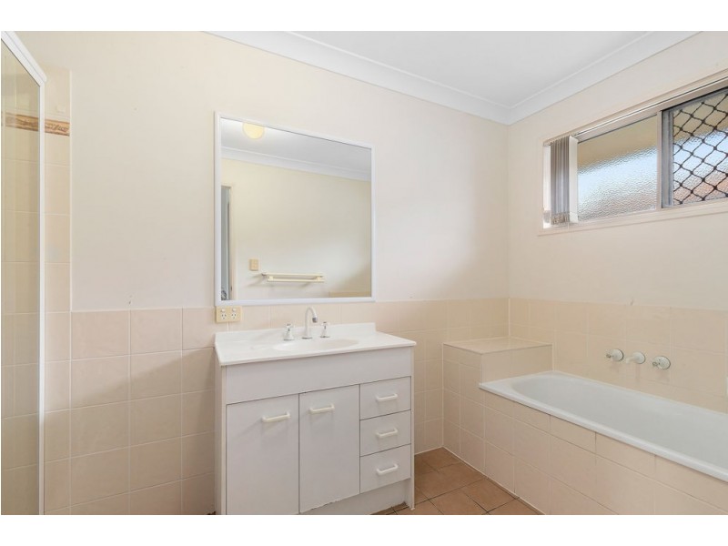 37 Meadowview Drive, Morayfield QLD 4506