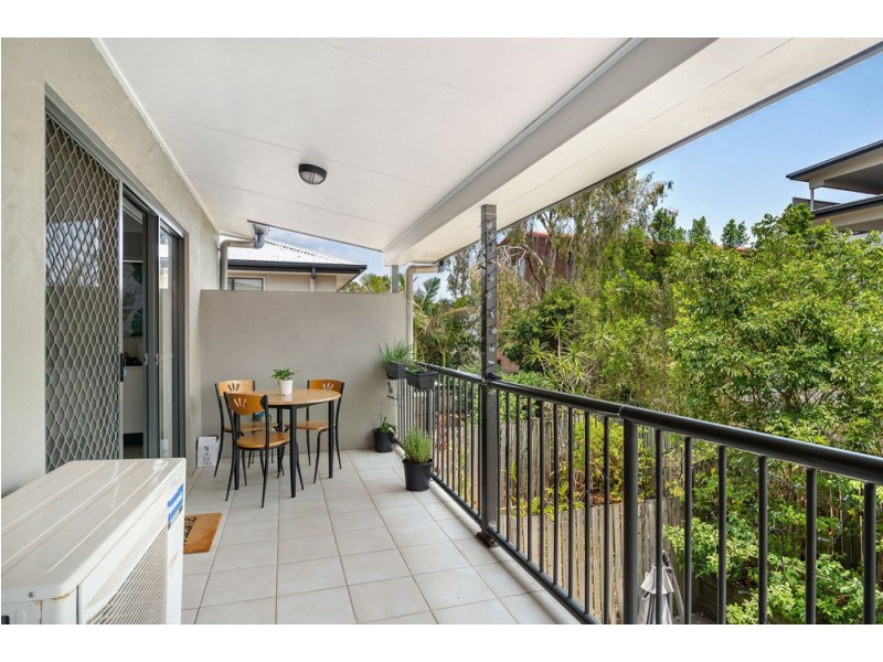 2/397 Rode Road, Chermside QLD 4032