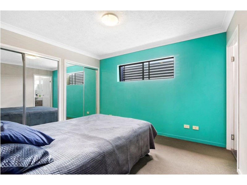 2/397 Rode Road, Chermside QLD 4032