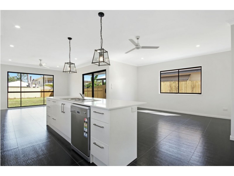 52 Scott Street, Deagon QLD 4017