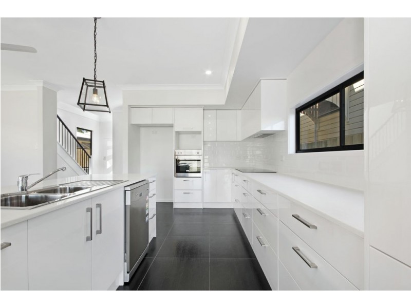 52 Scott Street, Deagon QLD 4017