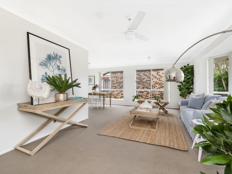 18 Azalea Crescent, Fitzgibbon QLD 4018