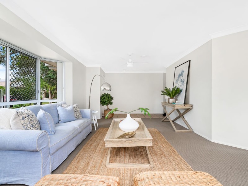 18 Azalea Crescent, Fitzgibbon QLD 4018