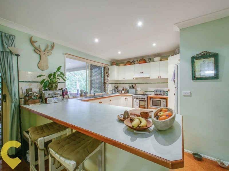 2 Huxtable Street, Chermside West QLD 4032