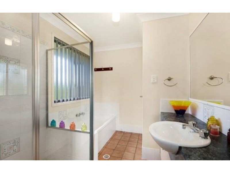 1 Jambola Court, Narangba QLD 4504