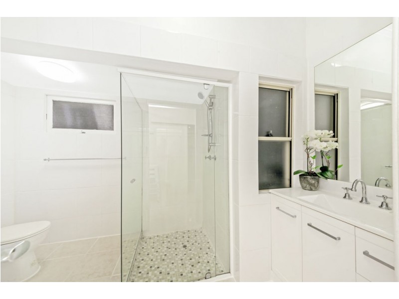 602 Flinders Parade, Brighton QLD 4017